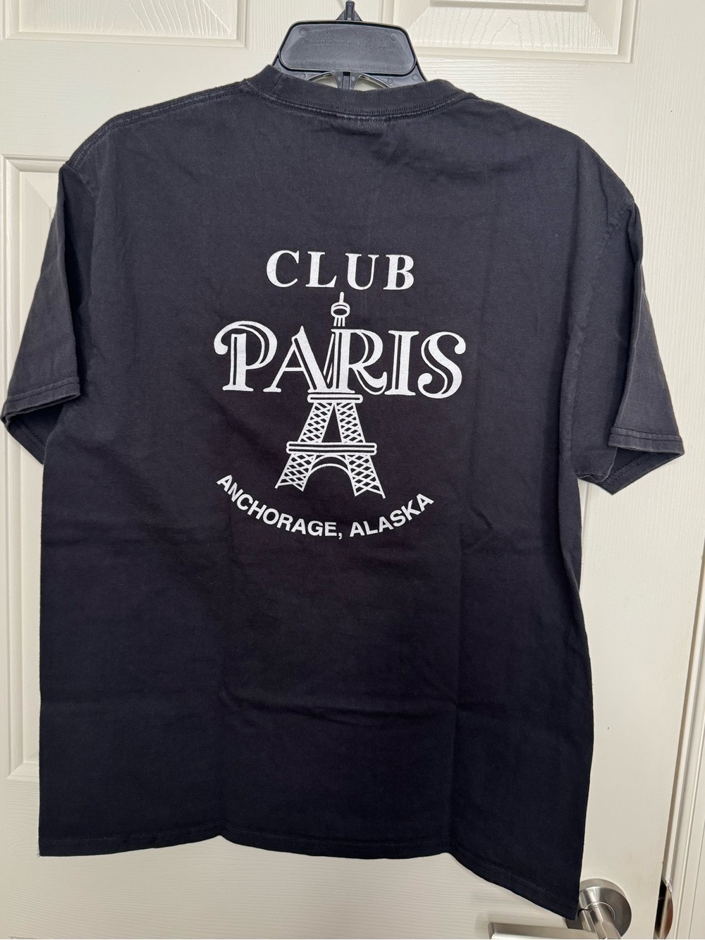 Vintage Port & Company Club Paris Anchorage Alaska Graphic T‑Shirt - Black L